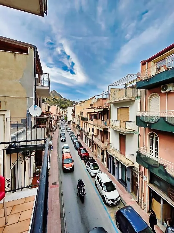 Etnapartment 1 Giardini Naxos